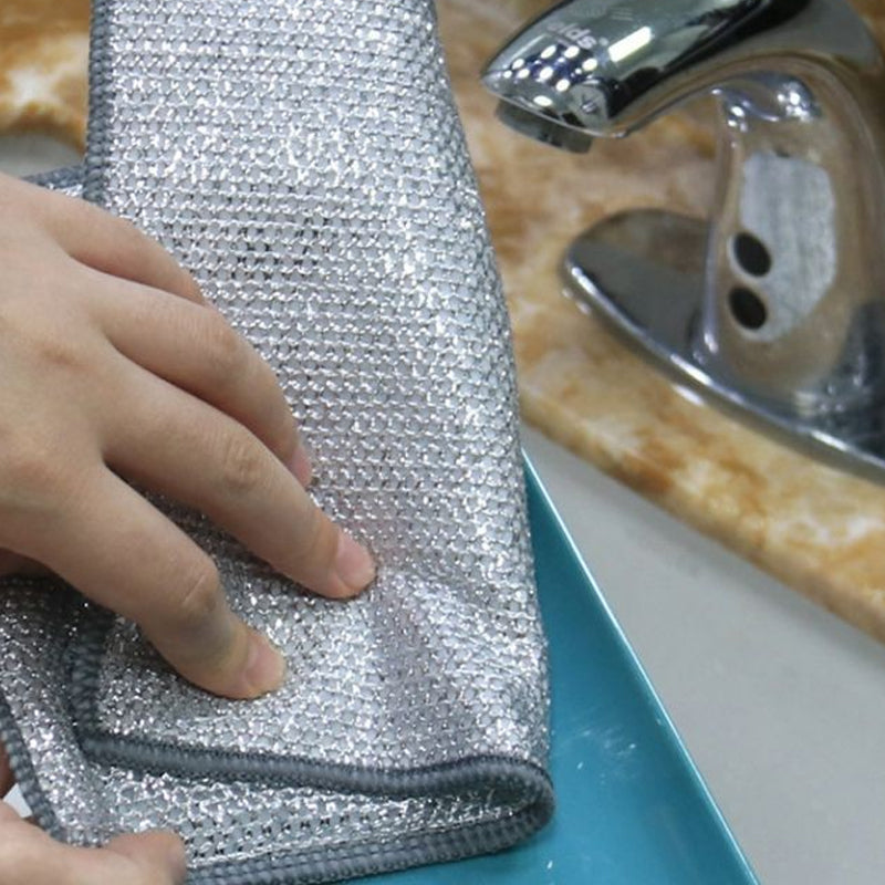 Scratch-resistant cloth for gentle and effective cleaning (X3)