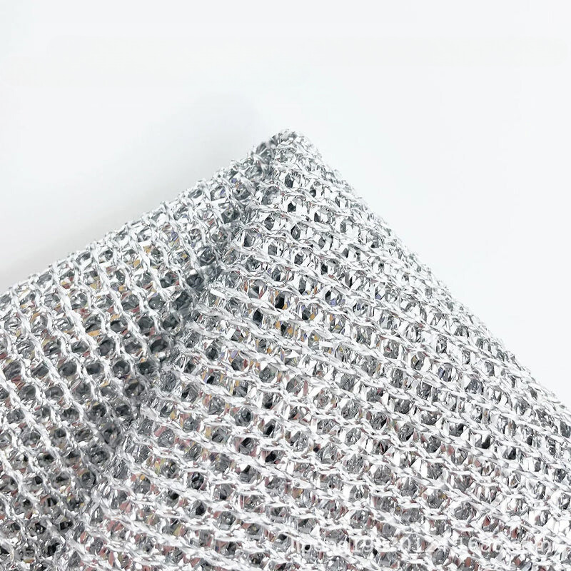 Scratch-resistant cloth for gentle and effective cleaning (X3)