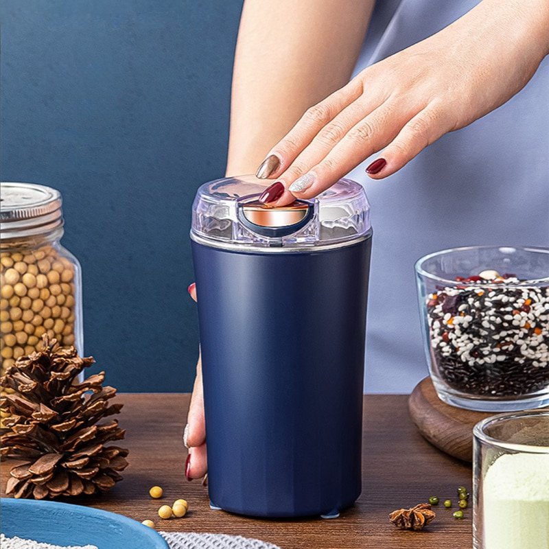 Prepara tus alimentos en un tiempo récord con este triturador eléctrico